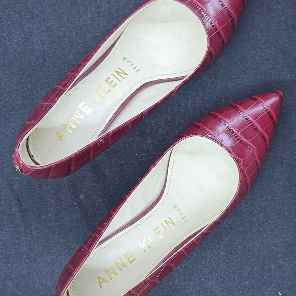 Anne Klein Burgundy Croc-Embossed Heels